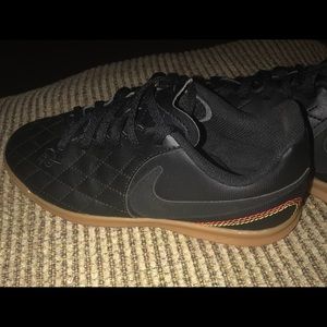 Nike Shoes - Boys Nike JR Tiempo Rio Sneakers Nike Shoes - Boys Nike JR Tiempo Rio Sneakers